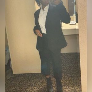 Meet your Posher, Ayiana